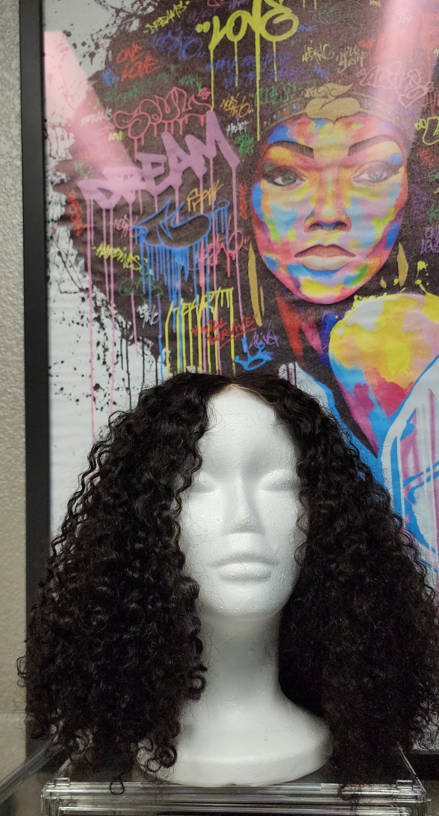 Afrodite~
The Goddess of Lovely Curls &
Beautiful Body